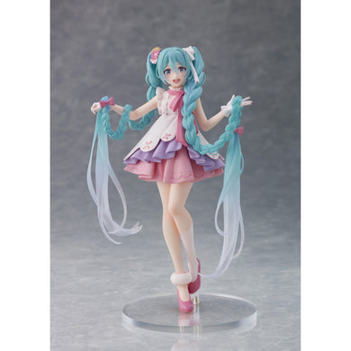 Taito USA (451865300) Hatsune Miku Wonderland Figure Rapunzel 840342403608